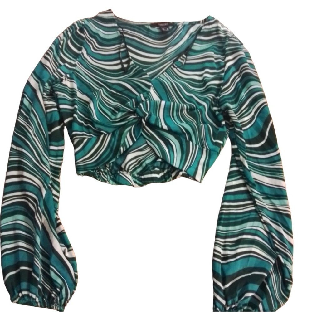 FOREVER 21 WOMENS SMALL PETITE GREEN CTOP TOP